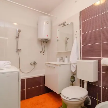 Mirela Apartamento Zadar