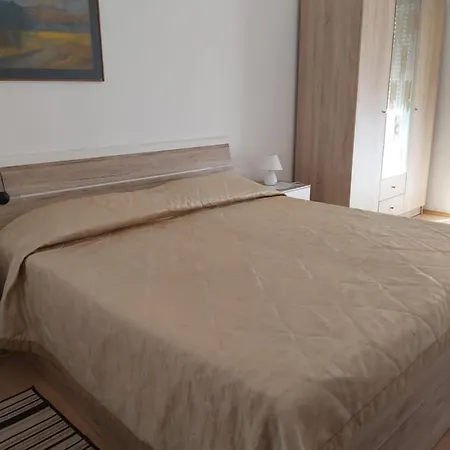 Apartment Mirela
